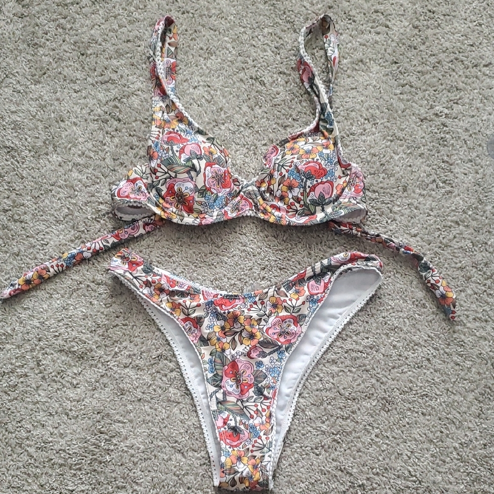 SHEIN Floral Bikini - Multicolor